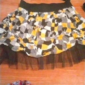 D-Signed skirt